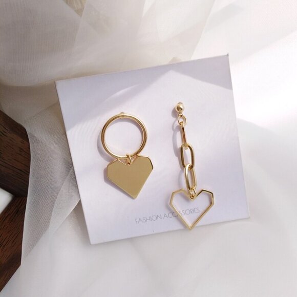 Mismatch Heart Rectangle Chain Gold Tone Dangle Earrings - Picture 3 of 5